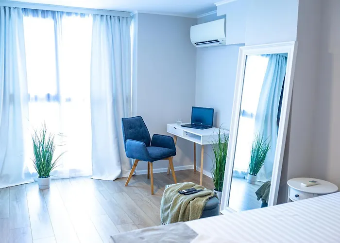 луксозен в модерна сграда -молимаркс делукс